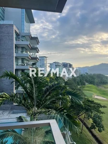 VENDO HERMOSO APARTAMENTO EN GREEN 17 TOTALMENTE REMODELADO