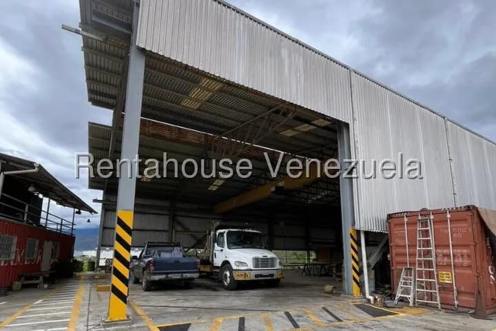 Comercial (Galpon - Deposito) en Venta en Guatire, Miranda