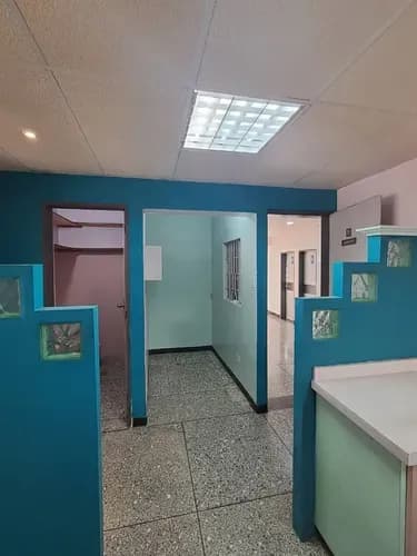 Alquiler Cubículo Para Laboratorio De 19 Metros2 En Centro Clínico En Prebo Pg