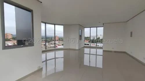 Lcda. Milagros Inmuebles Nazareth Oficina En Alquiler En Barquisimeto Lara Zona Este Nueva Segovia. Codigo Del Inmueble 26-648 Economica Comercial Economico