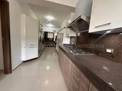 Sofia Escalona Ofrece En Venta Apartamento A Estrenar En Excelente Zona De Valencia La Trigalena (solo Clientes) Nr-ind