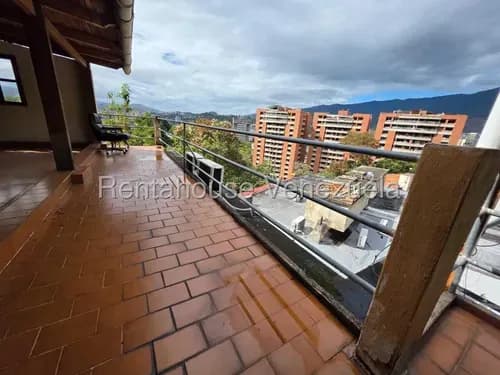 Maria Diaz 26-12528 Casa En Venta En Colinas De Los Chaguaramos