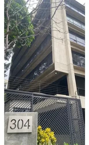 Edificio En Venta 2400m², Las Mercedes