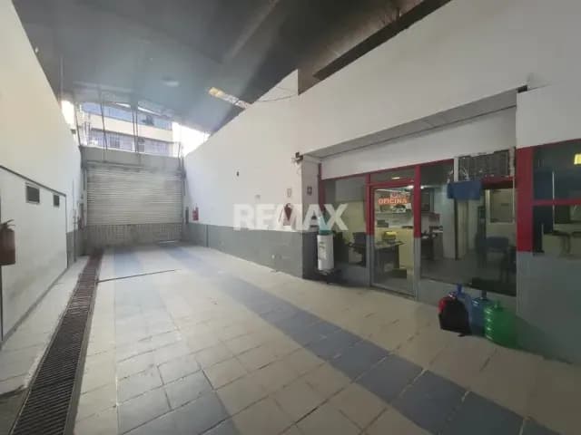 Vendo Terreno-Galpon en el Centro de Charallave