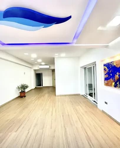Se Vende Local Comercial De 28 Mts En El Centro Empresarial Las Cascadas Lecheria