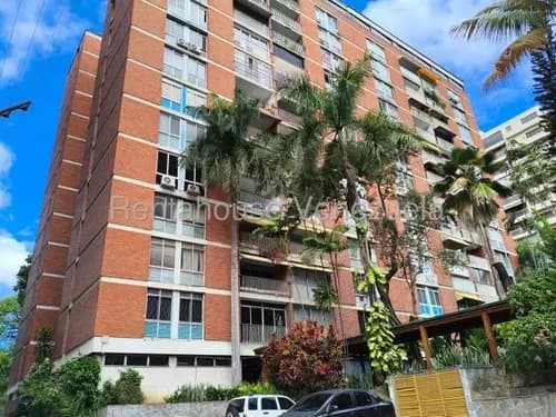 Apartamento En Alquiler Con Excelente Iluminación Natural En Campo Alegre #26-12333 Magaly