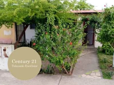 Se Vende Comoda Vivienda en Urbanismo Cerrado