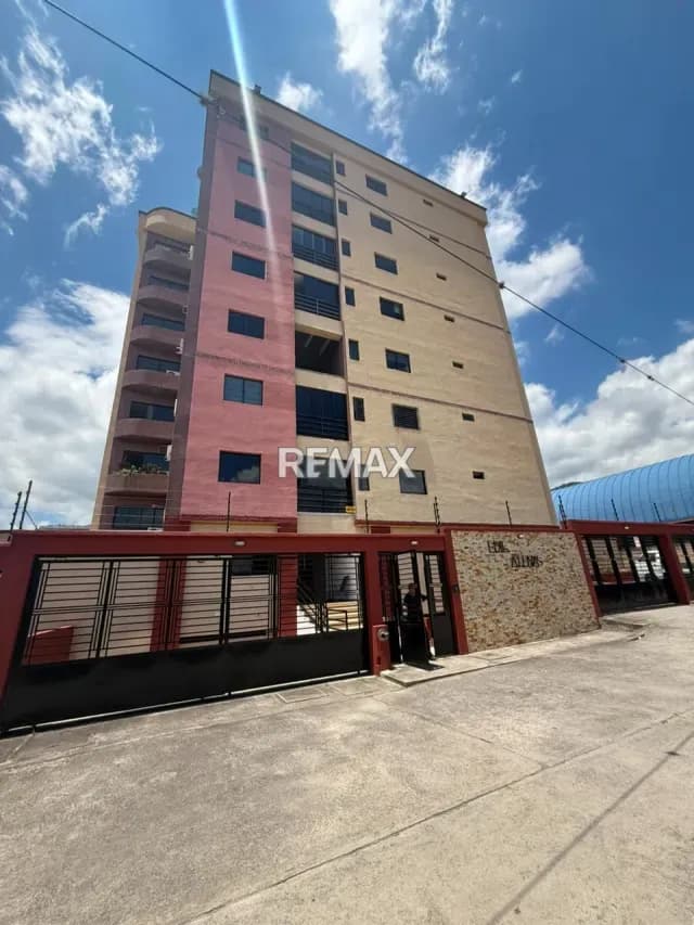 Bello y Moderno Apartamento en Venta Ubicado en Residencias Atenas Las Acacias Valera