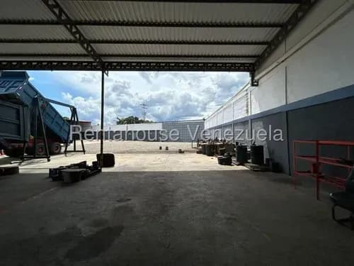 Venta En Municipio Moran Galpón De 1.995 M2 Con Horno De Pintura Y Electricidad Trifásica ,lara Mehilyn Perez