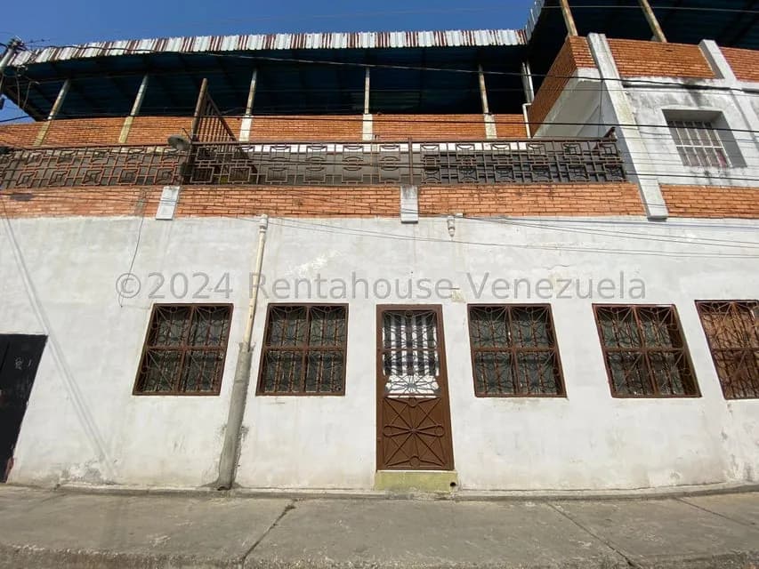 Comercial (Local Comercial) en Alquiler en Centro, Lara