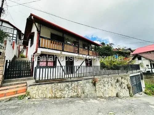 Jip 26-12952. Inversionista Gran Oportunidad! Venta De Casa De Campo 2 Niveles De 485 Mts2, Ideal Para Posada, Restaurante, Para El Disfrute Del Agradable Clima De Montaña. Zona Centro- Colonia Tovar
