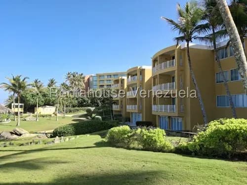 Hermoso Y Remodelado Apartamento De 114 M2 Ubicado En El Exclusivo Condominio Terraza De Cimarron, Playa Parguito. Completamente Equipado A Estrenar Con Vista Y Salida Al Mar. Mas