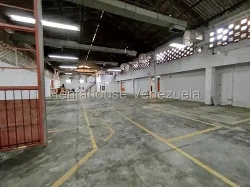 Galpón / Depósito ( A Nivel De Calle / Remodelado ) Alquiler Guarenas ( Centro Industrial Del Este ) Mls - 24-6736