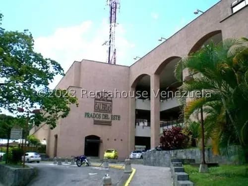Excelente Loca En Alquiler En Prados Del Este Mls #24-27910