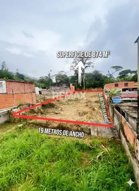 Se vende terreno en la laguna - Palmira