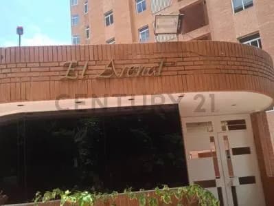 Venta Apto. con dos Terrazas Las Esmeraldas