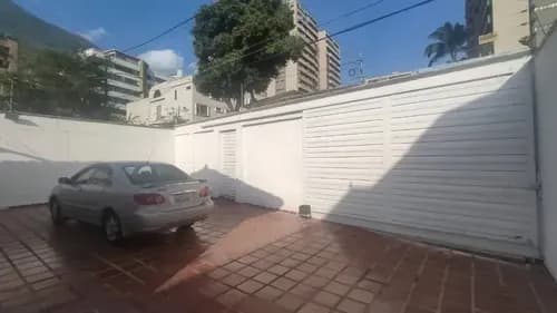 Hermosa Casa En Los Palos Grandes - Caracas - 384m². Fr