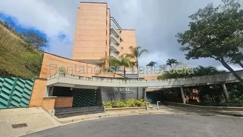 Apartamento Tipo Penthouse Remodelado En Venta En Lomas De Sol 26-12764