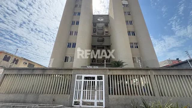 APARTAMENTO EDIF. SUPER NOVA SECTOR VERITAS