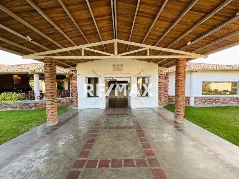Inversión Premium Restaurante Tucacas Grill - Negocio 100% Operativo En Ubicación Privilegiada, Tucacas, Falcon