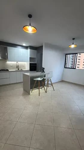 Precioso Apartamento En Valencia Urbanización Valle Blanco L. C