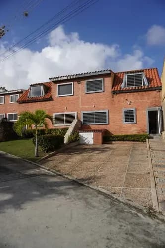 Vendo Solo Clientes Townhouse En Conjunto Res Bello Horizonte Sanaré Edo Falcón Jrico