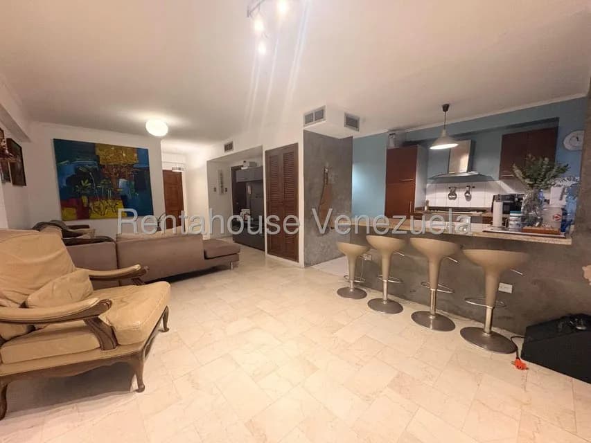 Apartamento (1 Nivel) en Venta en Avenida El Milagro, Zulia