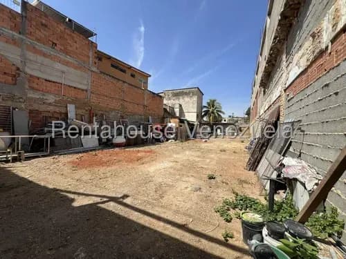 Raíza Suárez Vende 2 5 1 6 8 3 3 Terreno De 541.35 Metros Ideal Para Tu Negocio O Nuevo Hogar, Ubicado En El Centro De Barquisimeto