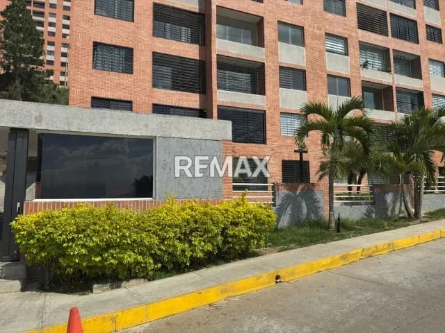 Espectacular apartamento remodelado en venta aen Colinas de La Tahona