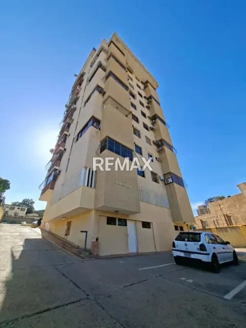 En Alquiler Apartamento en Avenida 3F, Maracaibo , Zulia
