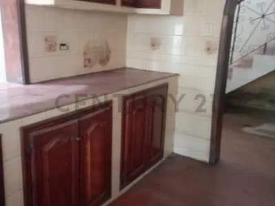 SE VENDE Casa comercial Barrio central ,calle silva