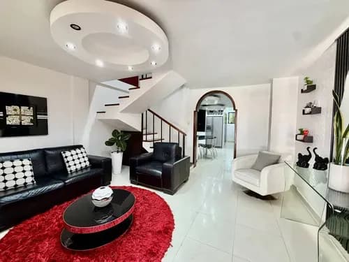 Impecable Townhouse En Naguanagua Villas Del Norte 2