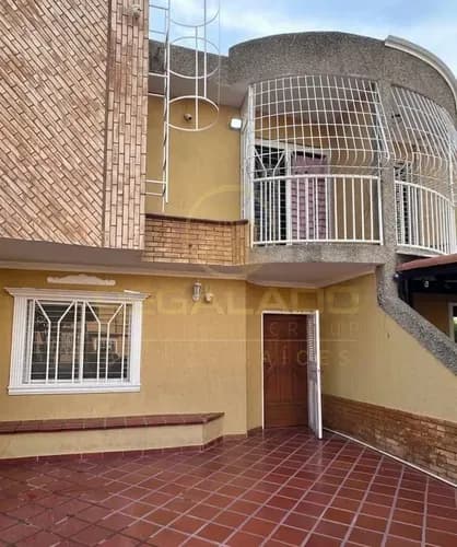 Cv-1920 Zona Oeste Townhouse Villa Sagrada Familia V Etapa
