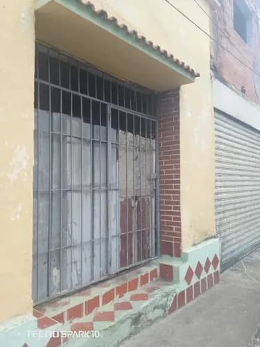 Keydis Pantoja Inzitu Realtors Vende Casa En Centro De Valencia Carabobo Calle Díaz Moreno Solo Clientes