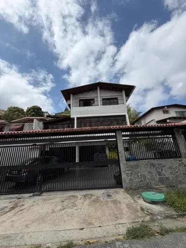 Excelente Casa En Venta La Boyera 508mts2 4 Ha/ 6ba/ 6pe P