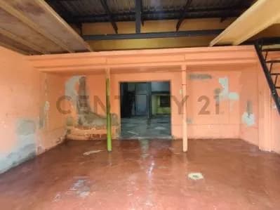Se alquila local comercial en la Zona del Manteco