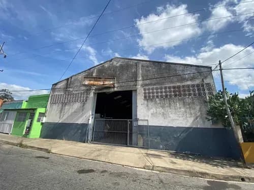 En Venta Galpón.
