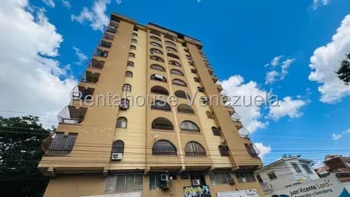 Apartamento En Venta En Centro De Maracay Aragua 26-21669 Irrr