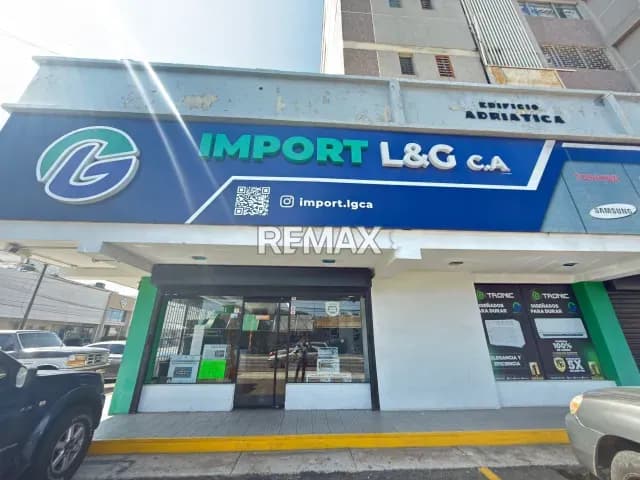 SE ALQUILA LOCAL COMERCIAL
