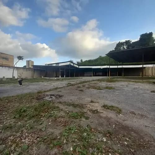 Terreno Con Galpon Zona Industrial El Tambor Los Teques