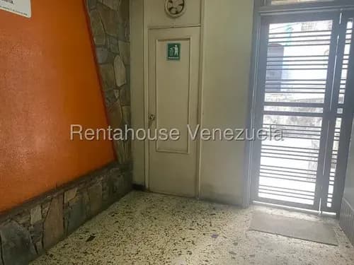 Carla Gonzalez Edificio En Venta Parroquia La Candelaria Mls #26-12330 Sc