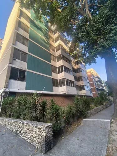 Apartamento En Alquiler En La Av. Principal De Chuao. Jp