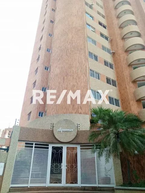 Apartamento en Alquiler Edificio Aquamar. Tierra Negra