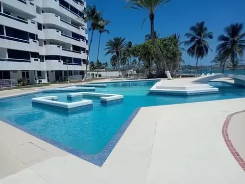 Apartamento Con Vista Y Salida Al Mar 02 Hab, 02 Baños 98 M2, Isla De Margarita E:j:m:g