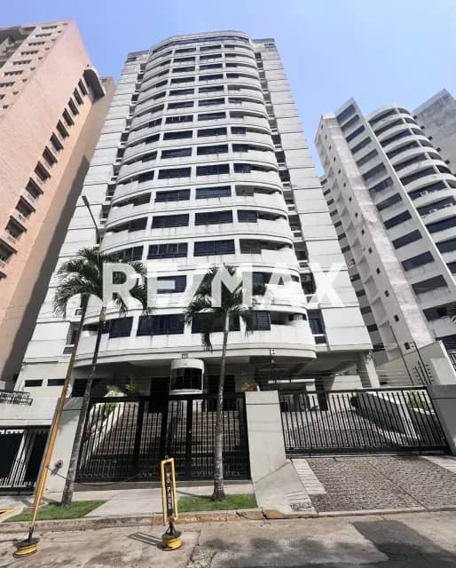 Alquiler Apartamento Res. Casanay Urb.Las Chimeneas