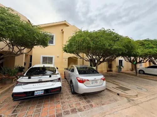 Cv-1938 Zona Norte Townhouse Villa Dunas Del Mar Avenida Milagro Norte