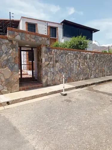 Angelica Rivas Vende Casa En Sabana Larga, Valencia