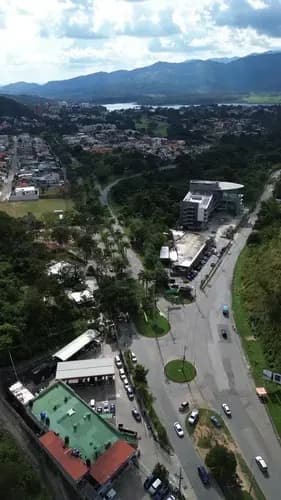 Leandro Araque Ofrece En Venta Terreno De Oportunidad Única En Guataparo Country Club! A Solo 125 Mts De La Garita Principal 3.878 M2 De Terreno Potencial Puro Precio: $250.000