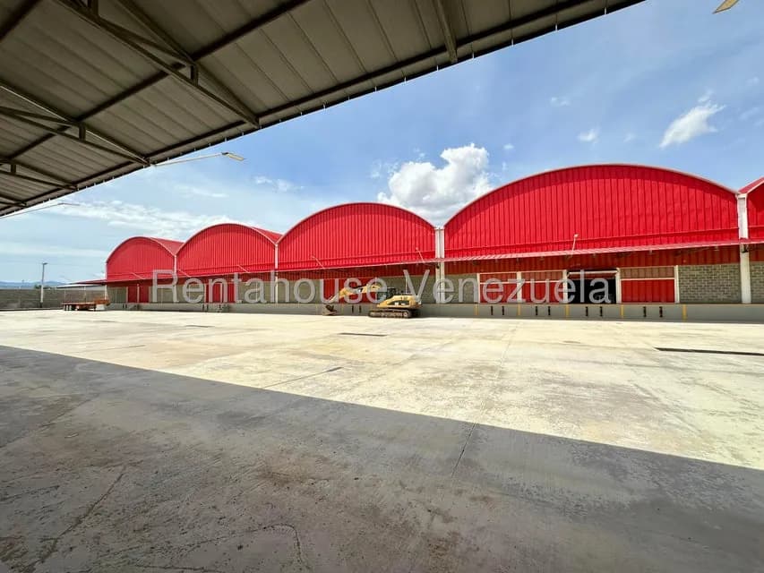 Comercial (Galpon - Deposito) en Alquiler en Zona Industrial 2, Lara