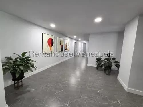Apartamento En Alquiler,los Naranjos Del Cafetal Mls #26-21454